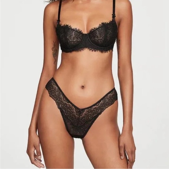 Victoria’s Secret Dream Angels Lace Brazilian Pantie Medium - Picture 3 of 8